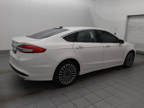 Used 2017 Ford Fusion SE w/ Fusion SE Technology Package FWD image 10
