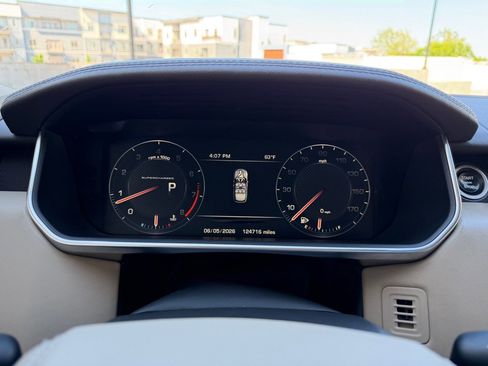 Used 2016 Land Rover Range Rover Supercharged AWD/4WD image 14