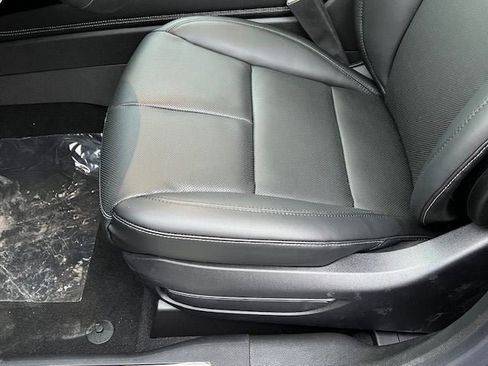 New 2026 Lincoln Corsair Premiere image 4