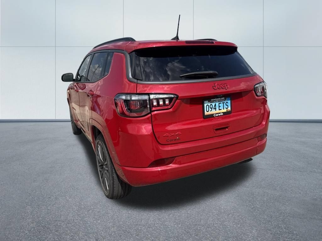 Used 2022 Jeep Compass Limited AWD/4WD image 6