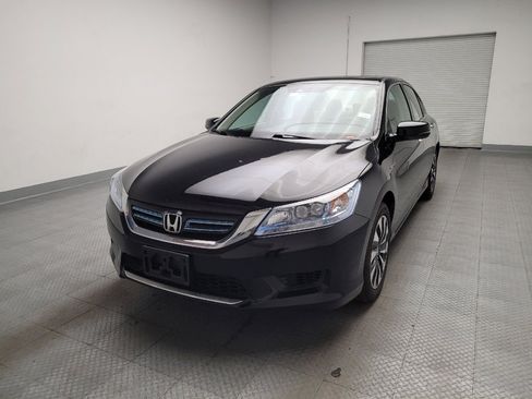 Used 2015 Honda Accord Touring image 15