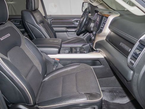 Used 2022 RAM 1500 Laramie image 15