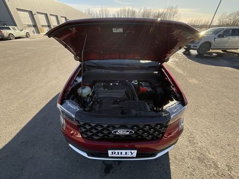 New 2026 Ford Maverick Lariat w/ 4K Tow Package image 25