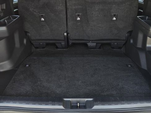 Used 2025 Toyota 4Runner SR5 image 9