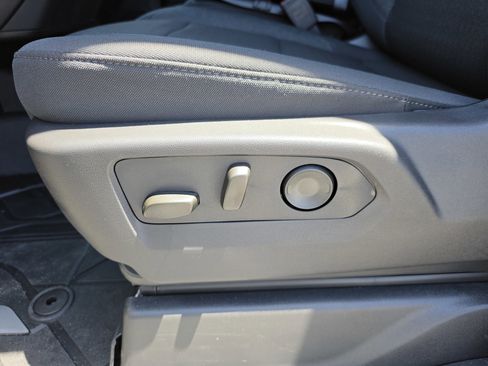 New 2026 Chevrolet Silverado 2500 Custom w/ Custom Value Package image 26