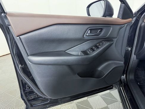 Certified 2023 Nissan Rogue S image 44