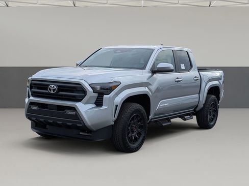 New 2026 Toyota Tacoma SR5 image 3