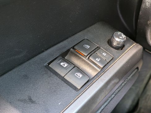 Used 2016 Toyota Tacoma SR5 image 21