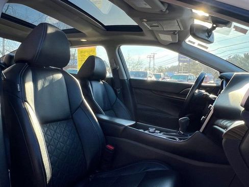 Used 2017 Nissan Maxima Platinum image 13