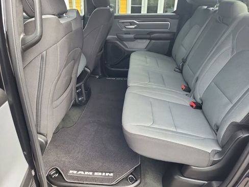 Used 2022 RAM 1500 Big Horn AWD/4WD image 10