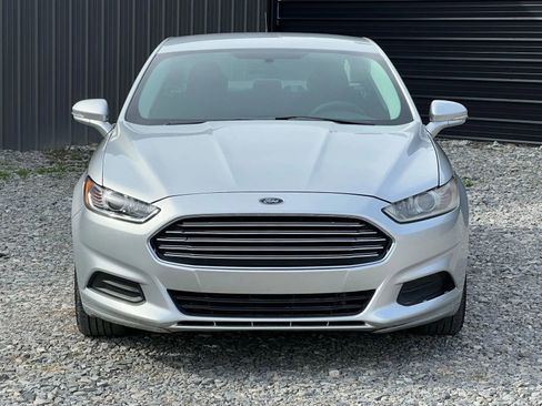 Used 2015 Ford Fusion SE image 8