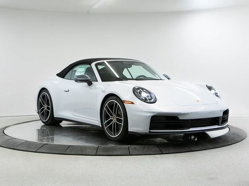 New 2026 Porsche 911 Carrera T RWD image 9