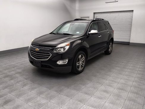 Used 2016 Chevrolet Equinox LTZ w/ Enhanced Convenience Package FWD image 2