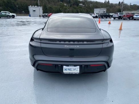 Used 2022 Porsche Taycan 4S image 7