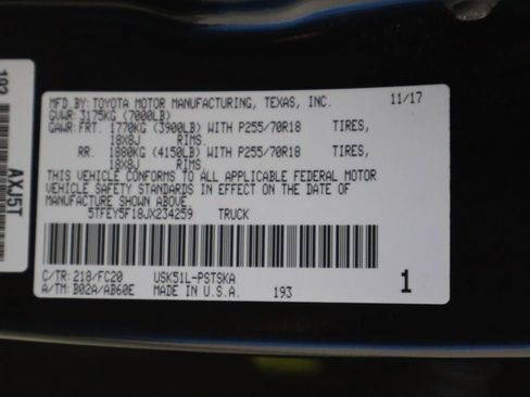 Used 2018 Toyota Tundra SR5 w/ SR5 Upgrade Package image 39