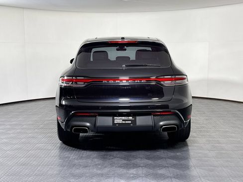 Certified 2024 Porsche Macan AWD/4WD image 6