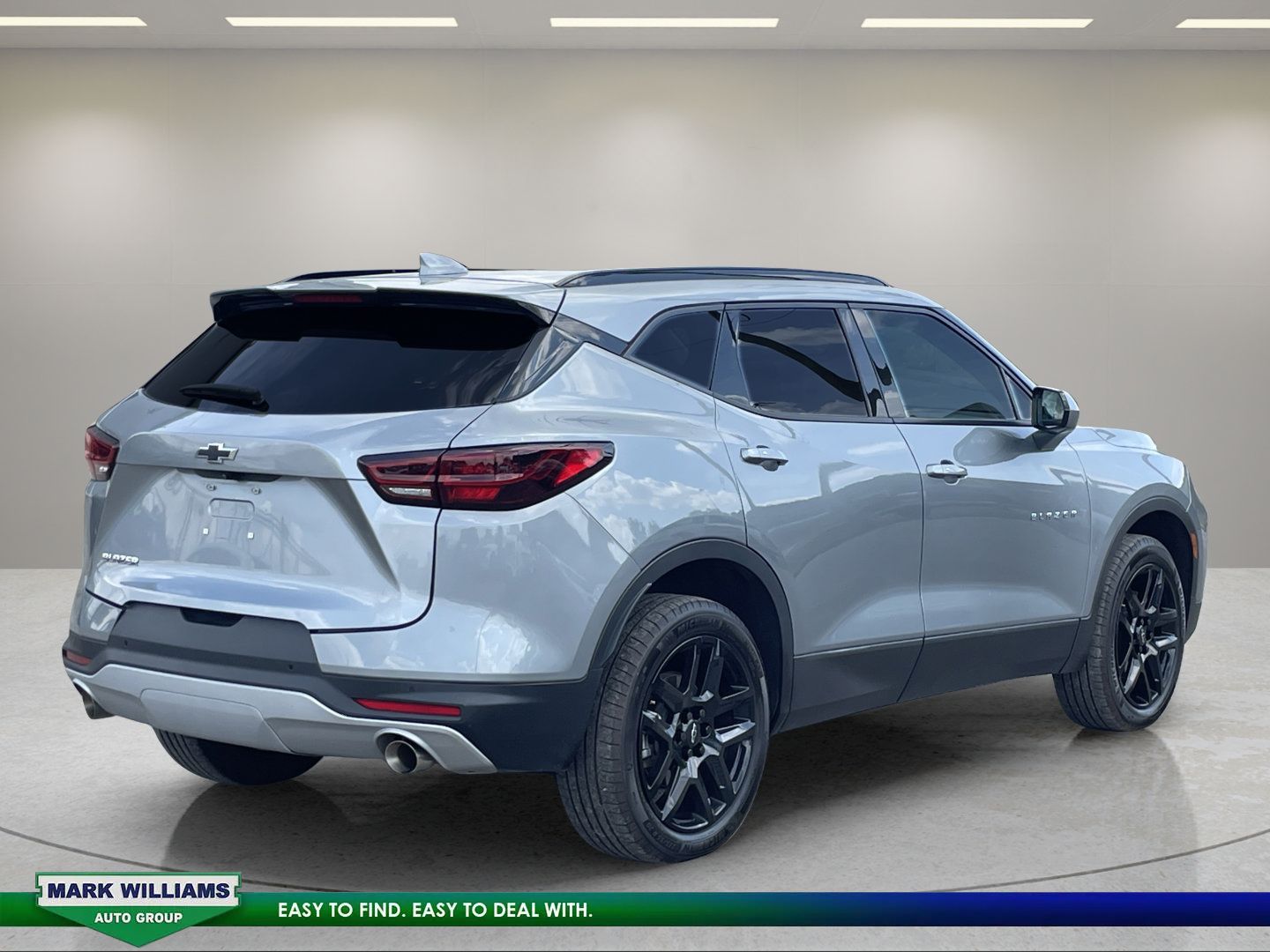 Used 2024 Chevrolet Blazer LT w/ Convenience Package FWD image 4