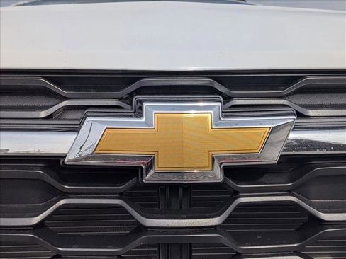 New 2026 Chevrolet Trax LT w/ Sunroof Package image 17