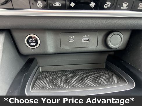 Used 2023 Nissan Rogue SV w/ SV Premium Package image 71