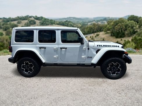 Used 2023 Jeep Wrangler Unlimited Rubicon 4xe w/ Cold Weather Group AWD/4WD image 13