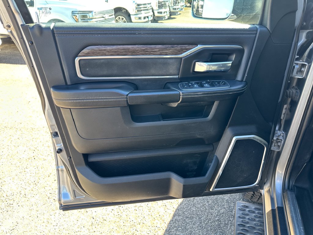 Used 2021 RAM 2500 Laramie AWD/4WD image 13