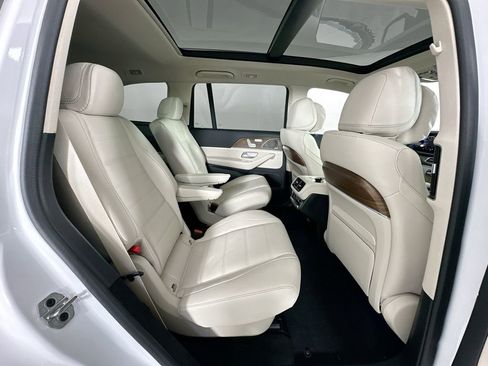 New 2026 Mercedes-Benz GLS 450 4MATIC image 30
