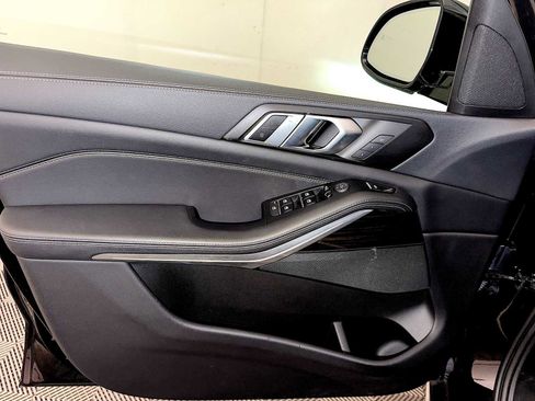 Certified 2023 BMW X5 xDrive40i image 11