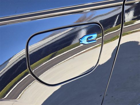 Used 2024 Jeep Grand Cherokee Limited 4xe w/ Trailer Tow Package image 36