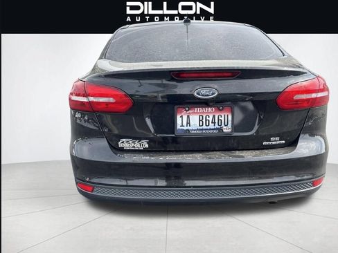 Used 2015 Ford Focus SE FWD image 5