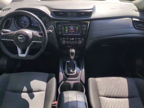 Used 2019 Nissan Rogue SV w/ Premium Package image 24