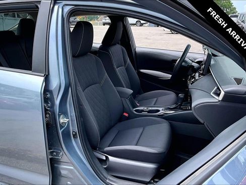 Used 2024 Toyota Corolla LE FWD image 27