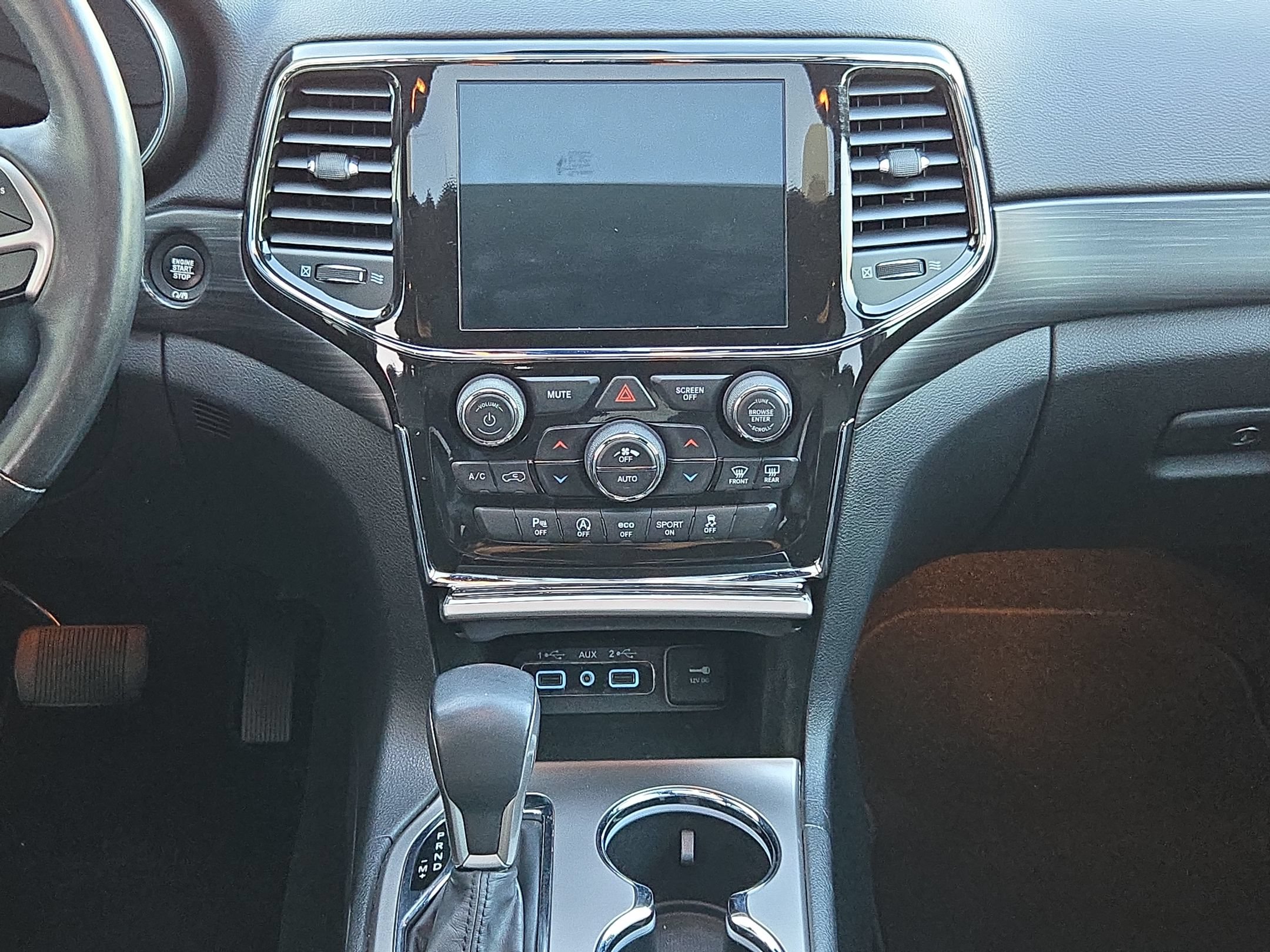Used 2021 Jeep Grand Cherokee Laredo X RWD image 32