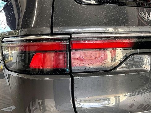 Used 2023 Jeep Wagoneer Series II image 20