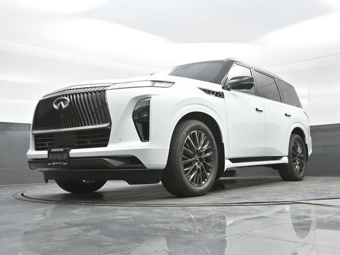 New 2026 INFINITI QX80 Autograph w/ Premium Cargo Package image 30