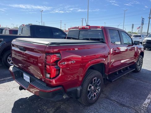 Used 2024 Chevrolet Colorado LT w/ LT Convenience Package III AWD/4WD image 10