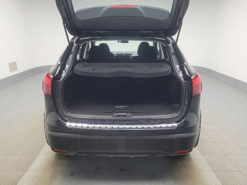 Used 2017 Nissan Rogue Sport SV w/ SV Premium Package image 29