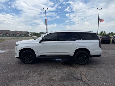 Used 2021 Cadillac Escalade Sport Platinum AWD/4WD image 9