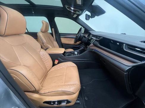 Certified 2022 Jeep Grand Cherokee L Summit w/ Advanced Protech Group IV image 11