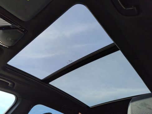 Used 2023 BMW X5 sDrive40i w/ Premium Package image 28