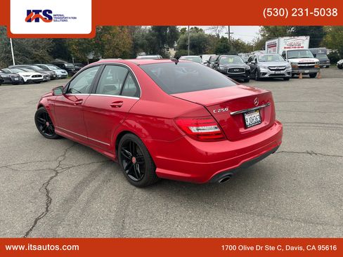 Used 2014 Mercedes-Benz C 250 Sedan image 5