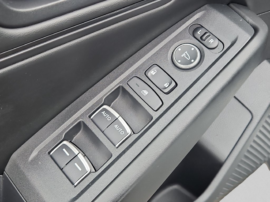 Certified 2023 Honda Accord EX image 25