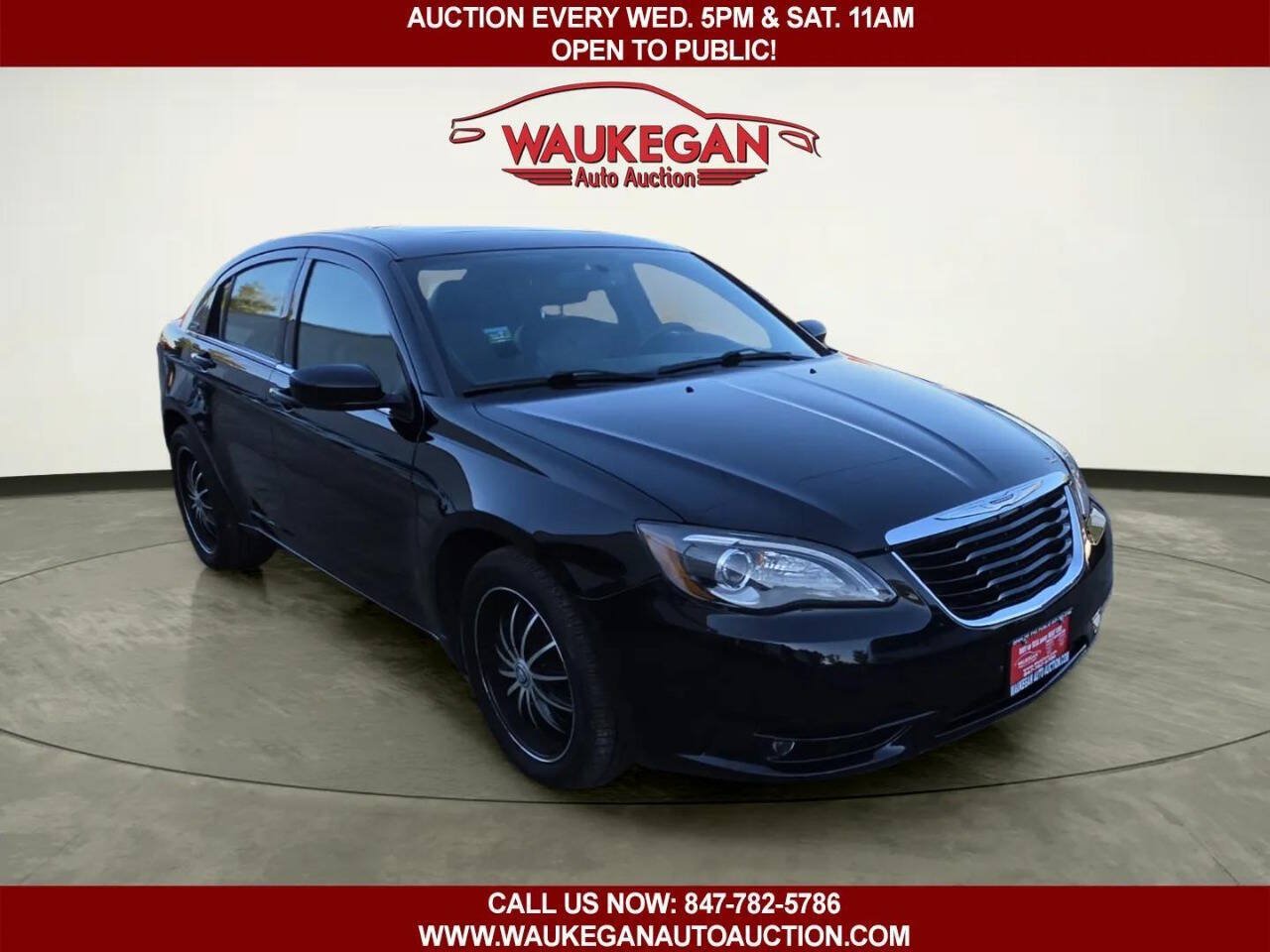 Used 2011 Chrysler 200 S FWD image 2