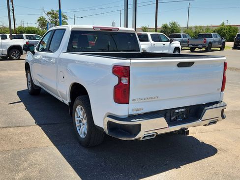 Used 2022 Chevrolet Silverado 1500 LT image 3