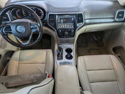 Used 2018 Jeep Grand Cherokee Overland image 19