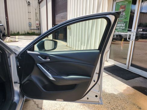 Used 2017 MAZDA MAZDA6 Touring FWD image 27