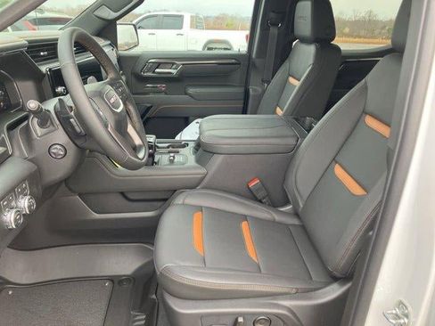 New 2026 GMC Sierra 1500 AT4 w/ AT4 Premium Package AWD/4WD image 18