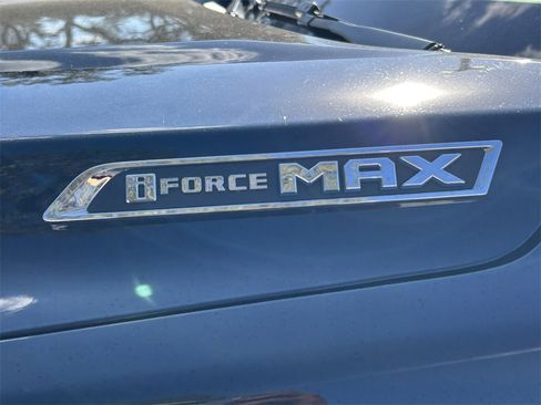 Used 2024 Toyota Sequoia Platinum image 10