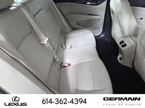 Used 2020 Buick Regal Essence image 22