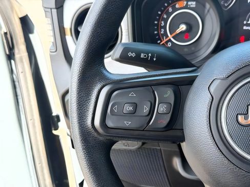 Used 2024 Jeep Wrangler Unlimited Sport AWD/4WD image 19