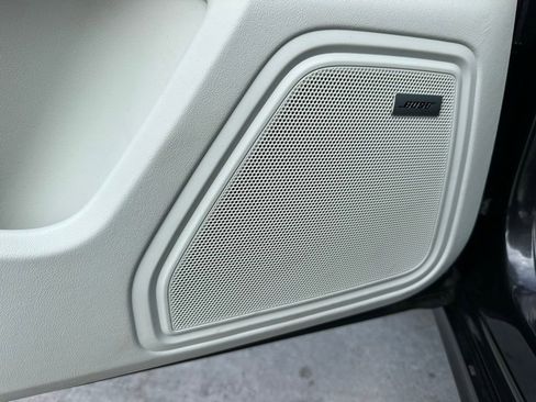 Used 2022 Porsche Macan image 22